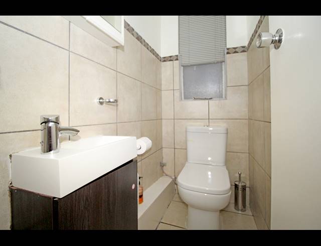 4 BEDROOM APARTMENT FOR SALE IN ST ANDREWS